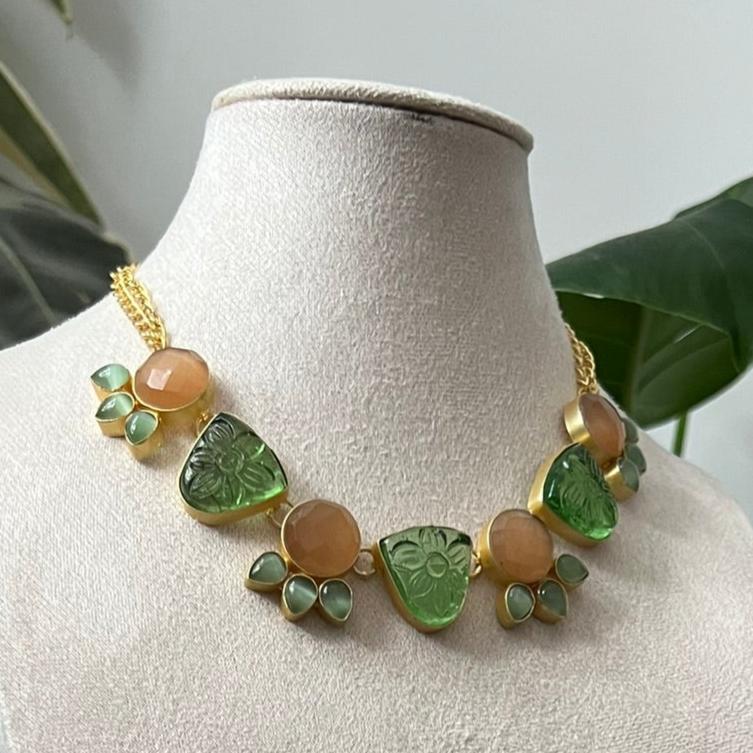 Engraved Floral Earthy Toned Green & Peach Jewellery Set - Item P