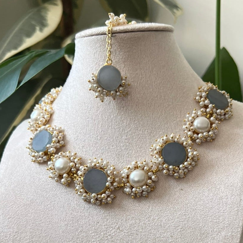 Elegant Grey Stones & Shell Pearls Beaded Necklace Set - Item 34