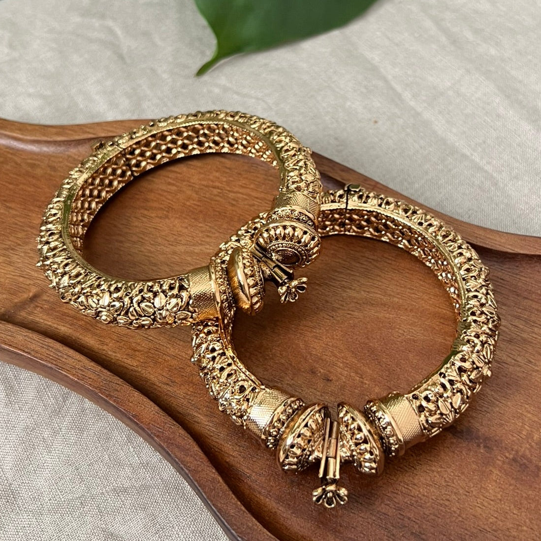 Stunning Antique Gold 3D Design Screw Open Kangan Bangles Pair - Item BN 1