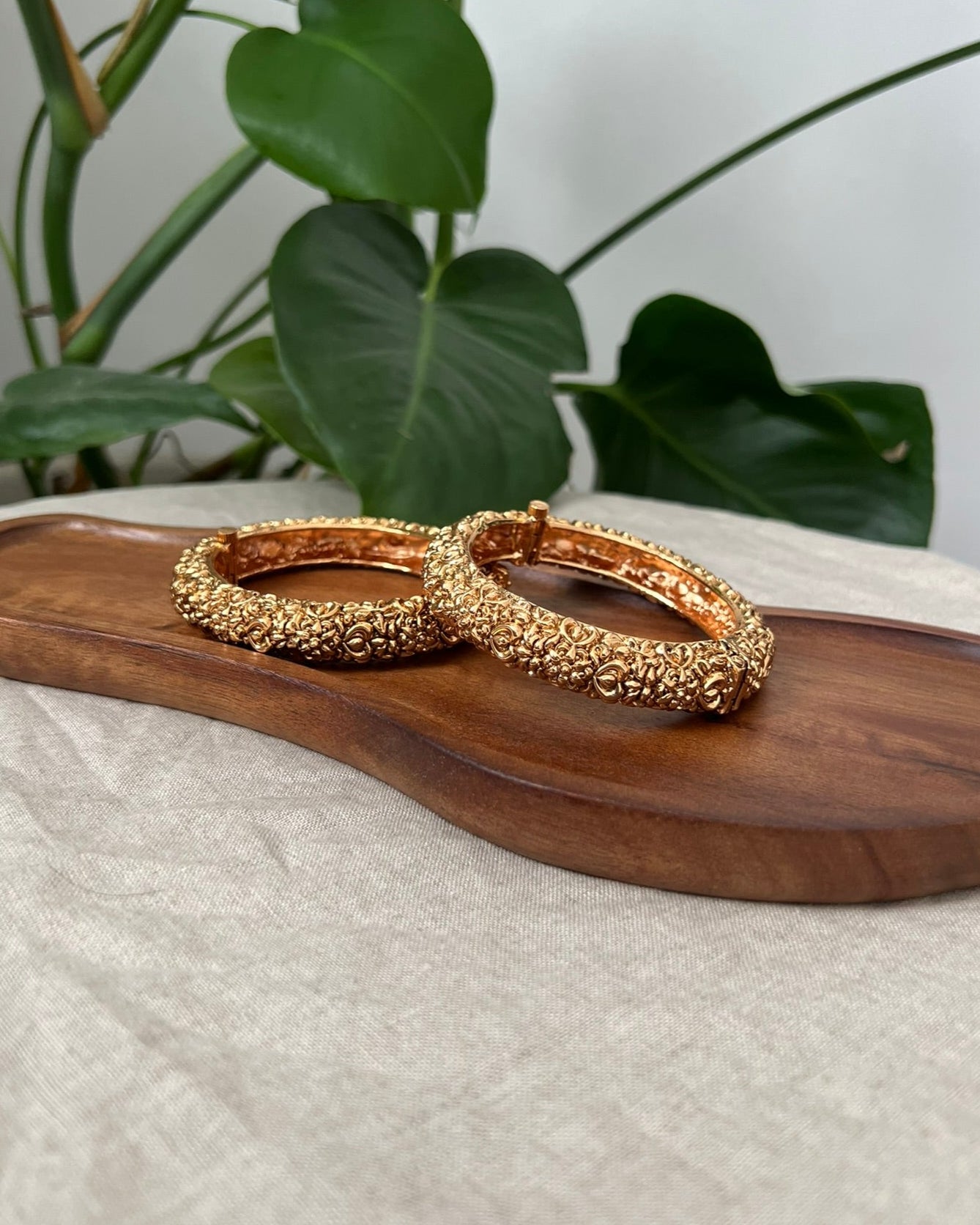 Stunning Antique Gold 3D Design Screw Open Kangan Bangles Pair - Item BN 2
