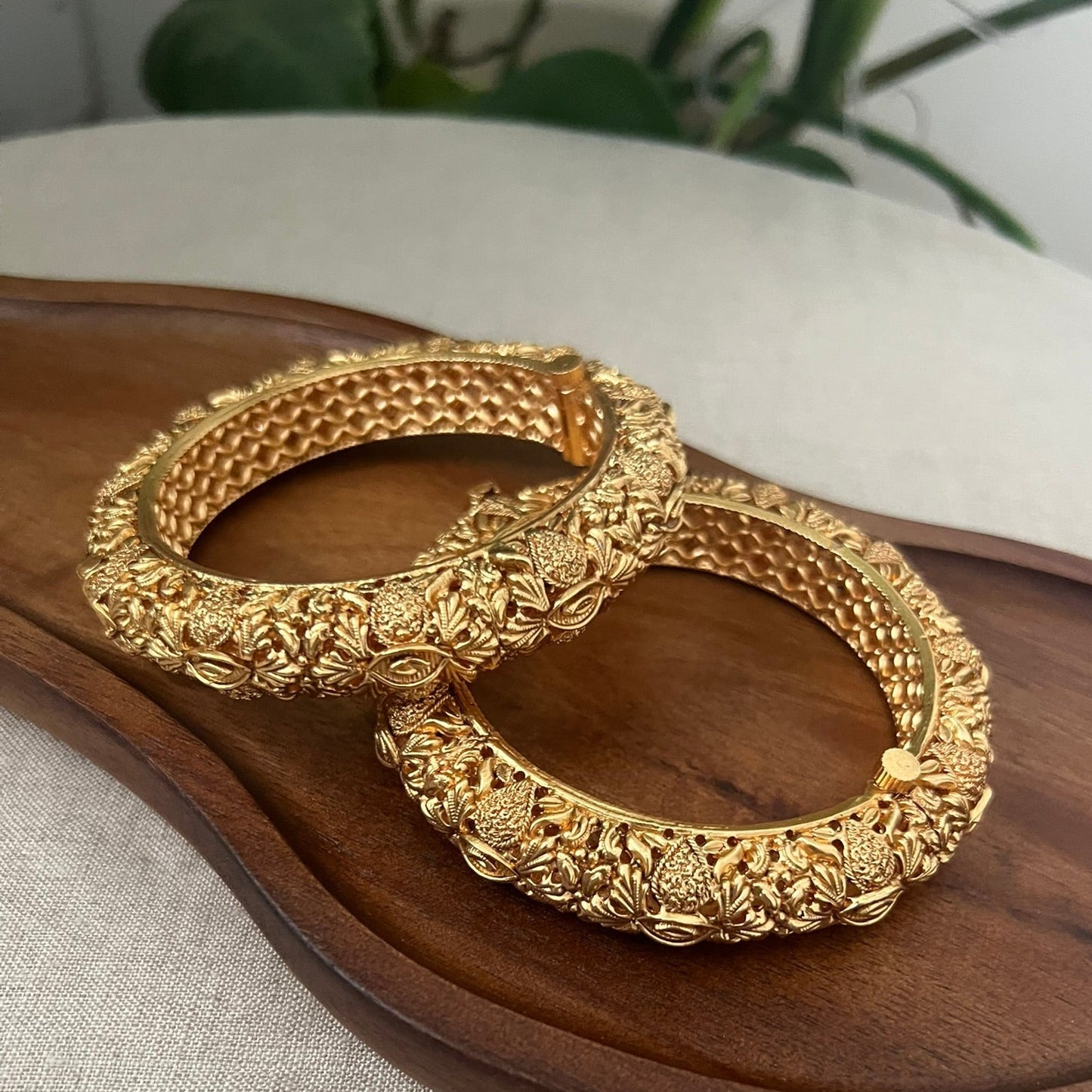 Stunning Antique Gold 3D Design Screw Open Kangan Bangles Pair - Item BN 3