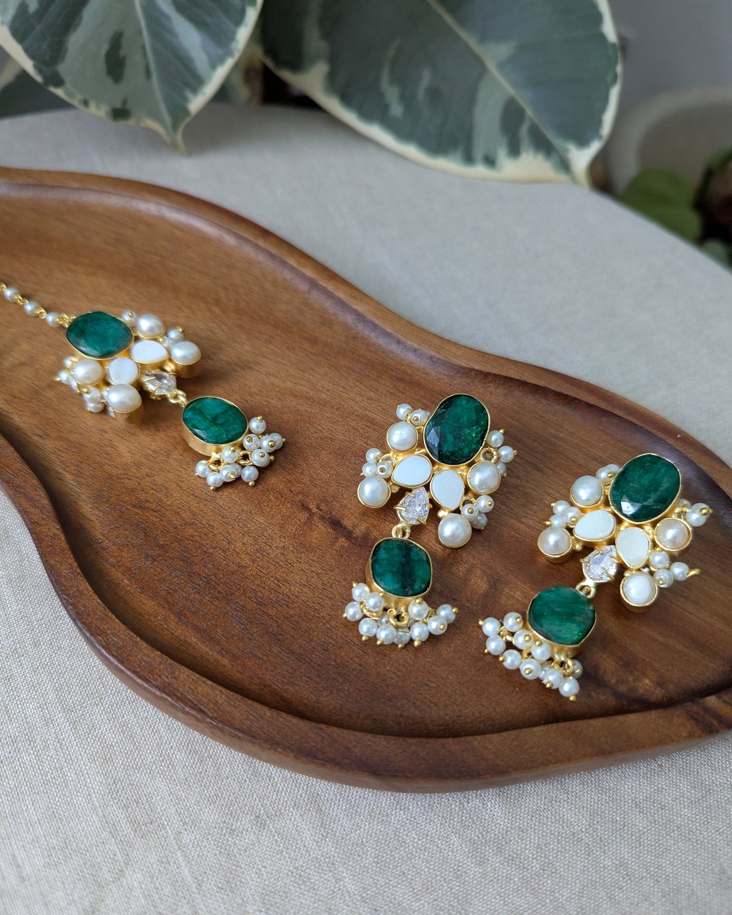Teal Quartz Green Statement Earrings & Tikka Set with Swarovski & Pearls - Item 52