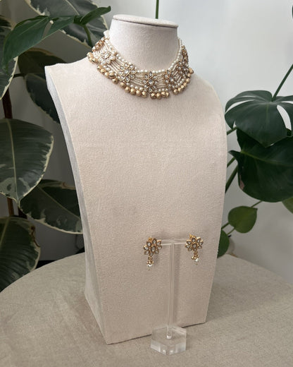 Gold-Toned Kundan and Pearls Choker Set - Item 12