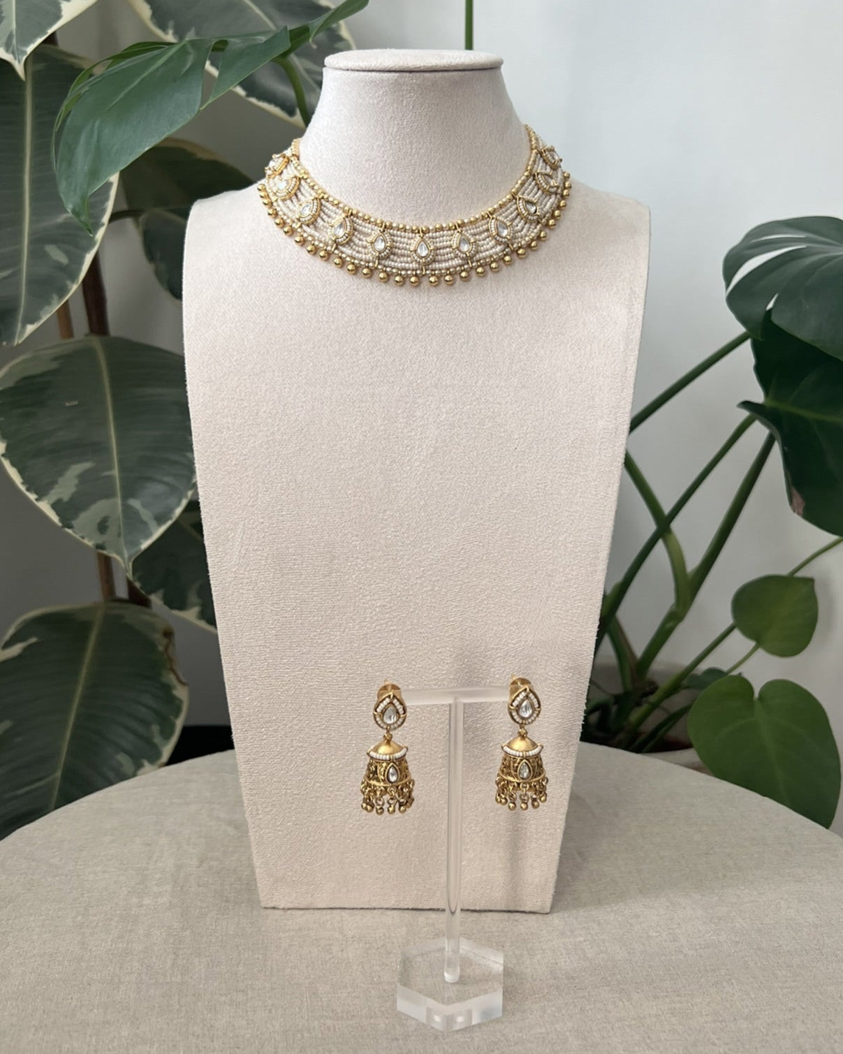 Gold-Toned Kundan and Pearl Choker with Jhumka Earrings - Item 13