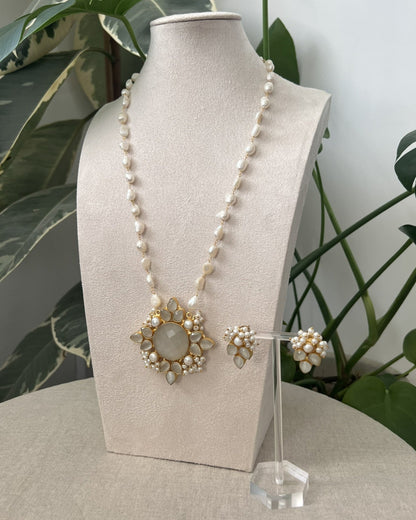 Floral Moonstone with Freshwater Pearls Mala Necklace Set - Item 16