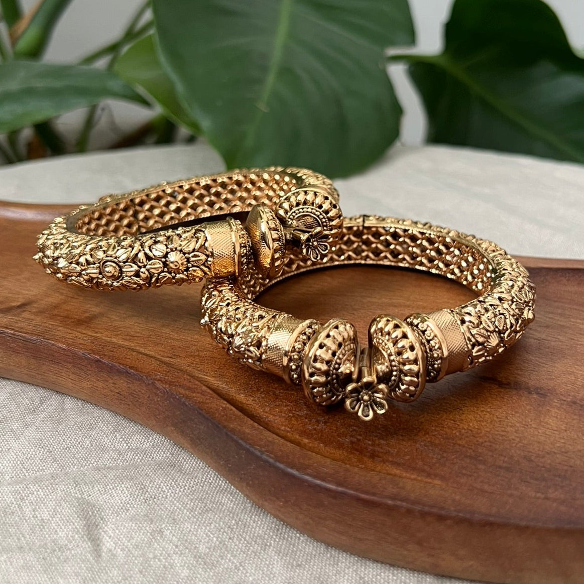 Stunning Antique Gold 3D Design Screw Open Kangan Bangles Pair - Item BN 1