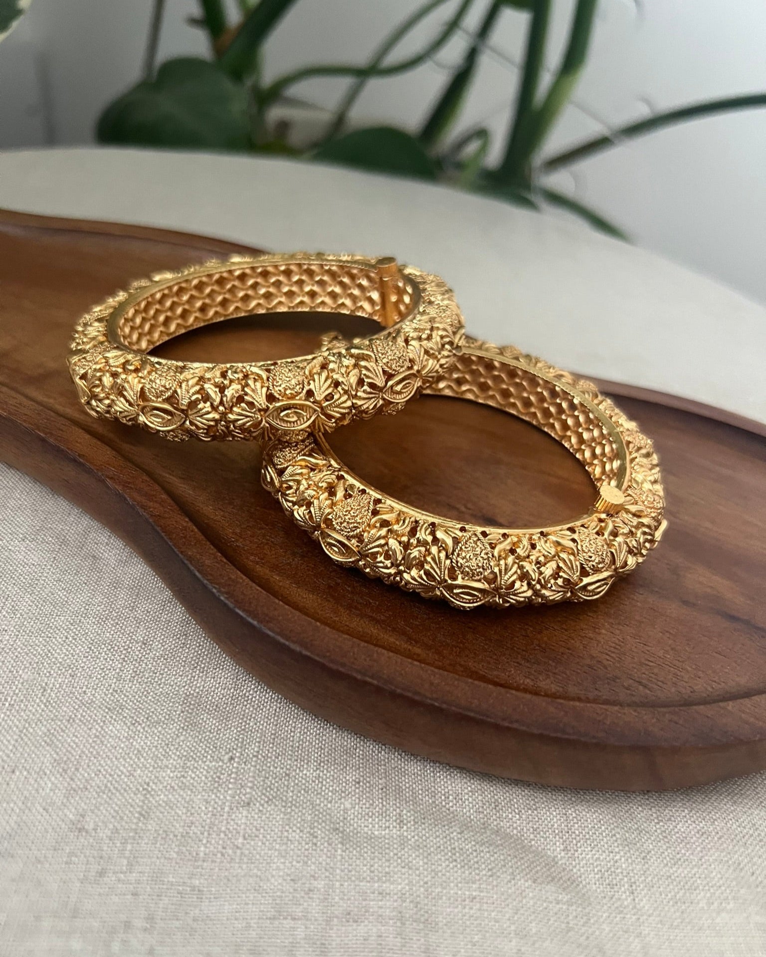 Stunning Antique Gold 3D Design Screw Open Kangan Bangles Pair - Item BN 3
