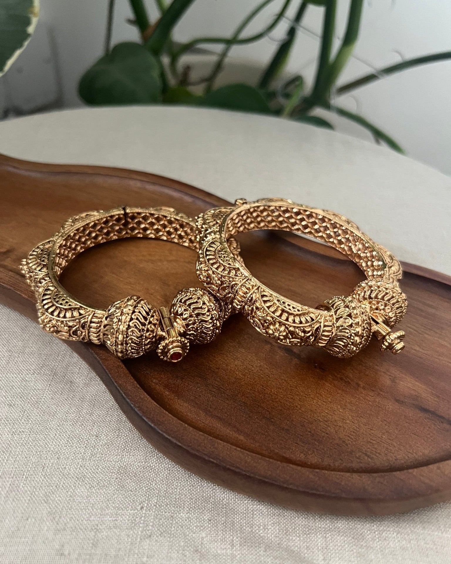Stunning Antique Gold 3D Design Screw Open Kangan Bangles Pair - Item BN 9