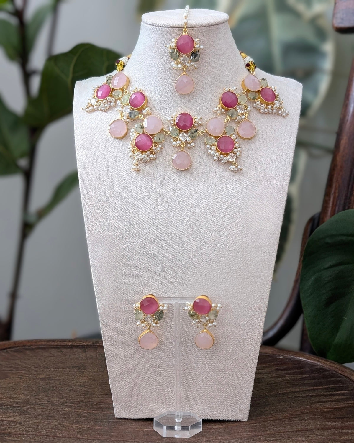 Cherry Hot Pink Quartz with Prehnite Jewellery Set
