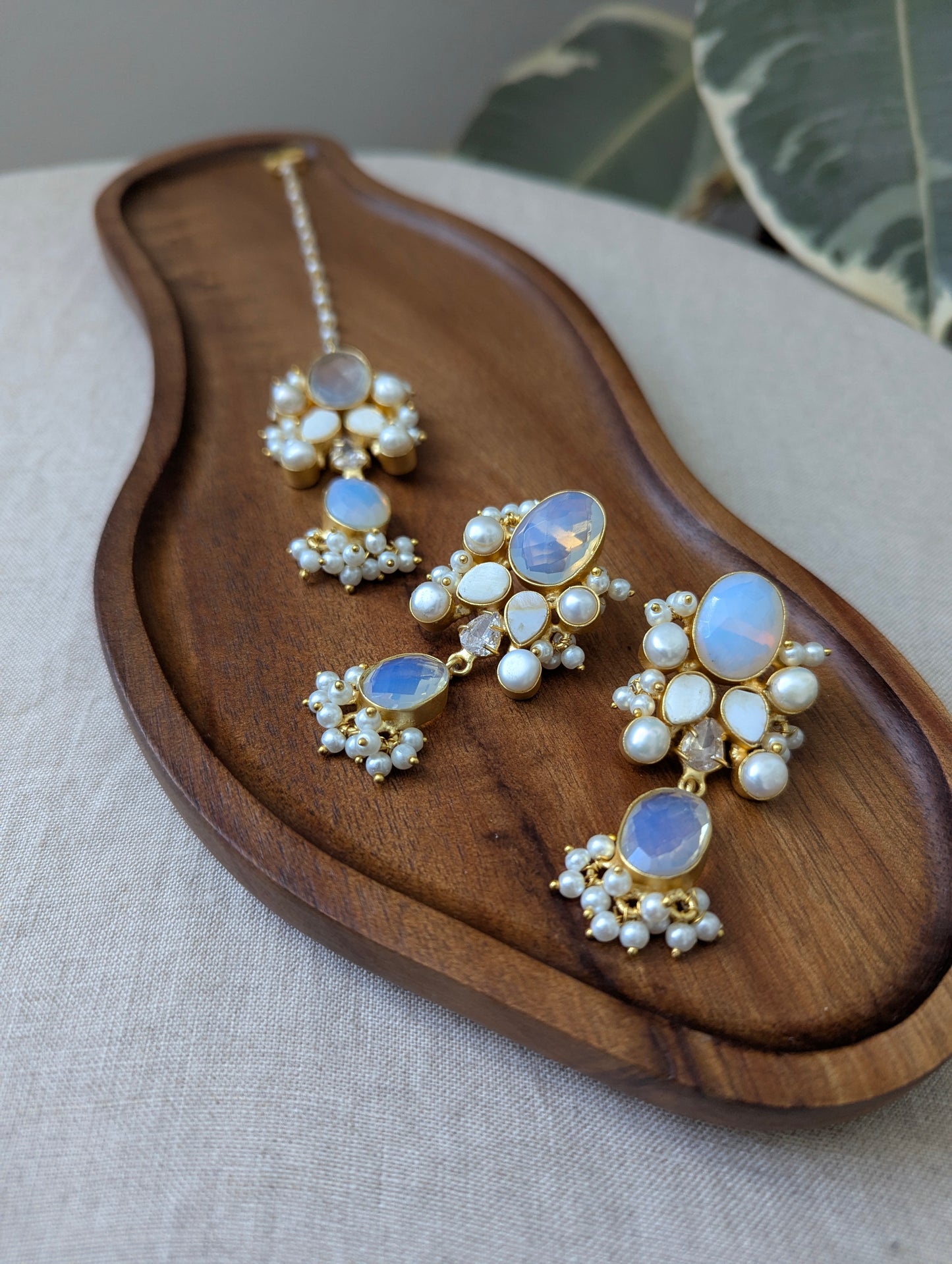 Iridescent Opalite Oval Statement Earrings & Tikka Set with Swarovski & Pearls - Item 55