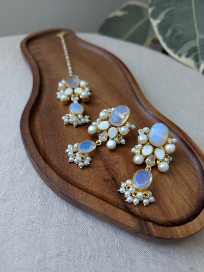 Iridescent Opalite Oval Statement Earrings & Tikka Set with Swarovski & Pearls - Item 55