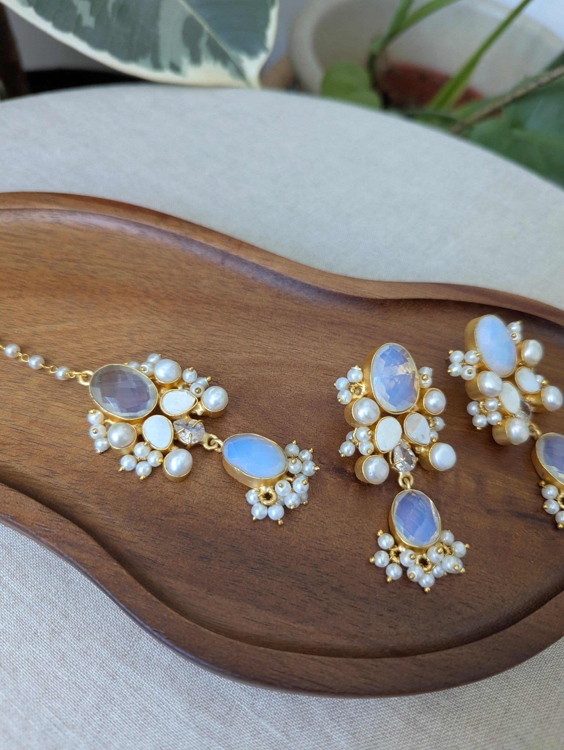 Iridescent Opalite Oval Statement Earrings & Tikka Set with Swarovski & Pearls - Item 55