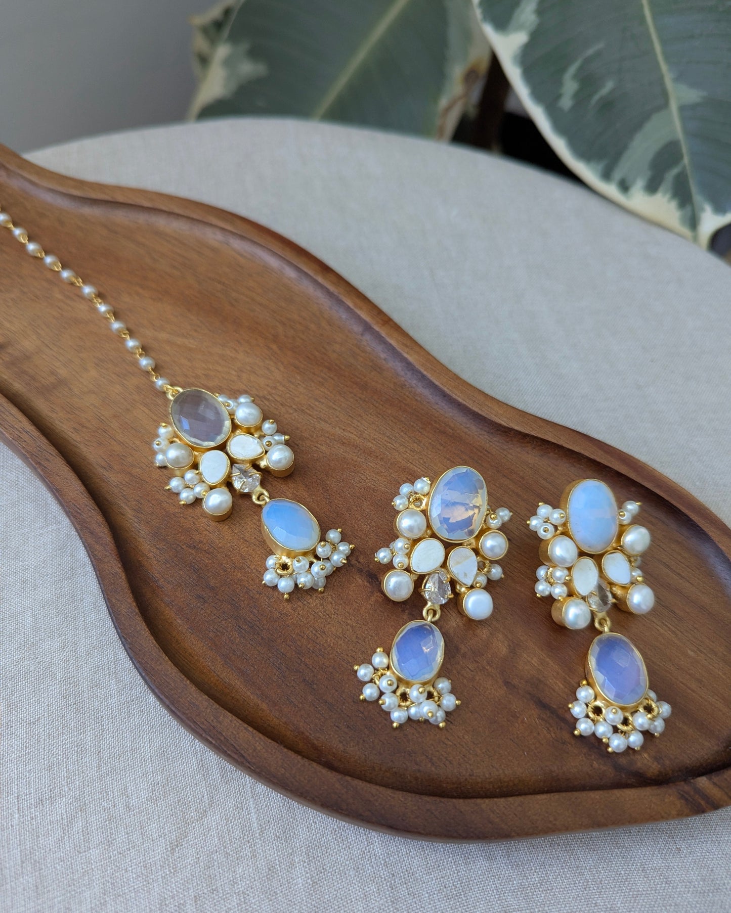 Iridescent Opalite Oval Statement Earrings & Tikka Set with Swarovski & Pearls - Item 55